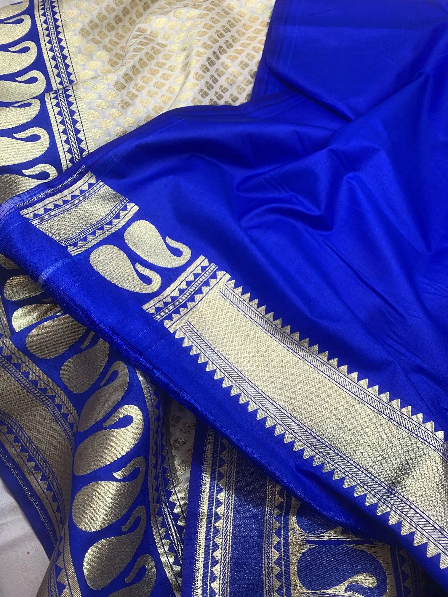 Cream & Blue Pure Katan Silk Banarasi Saree With All Over Zari Booti